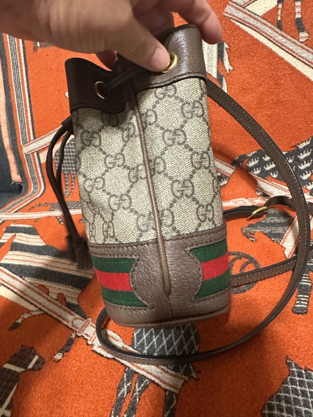 GUCCI ❤️🌟 GG CANVAS MINI BUCKET BAG ⭐️ - Picture 5 of 11